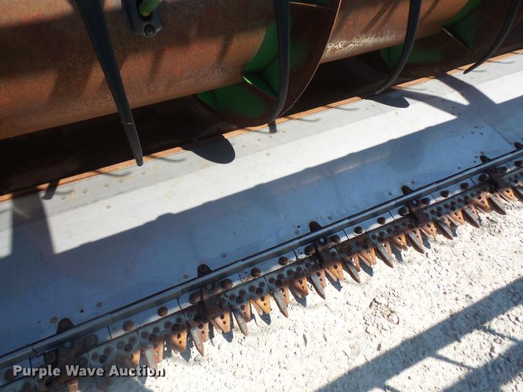 image for item DB6045 2006 John Deere 630F Hydraflex head