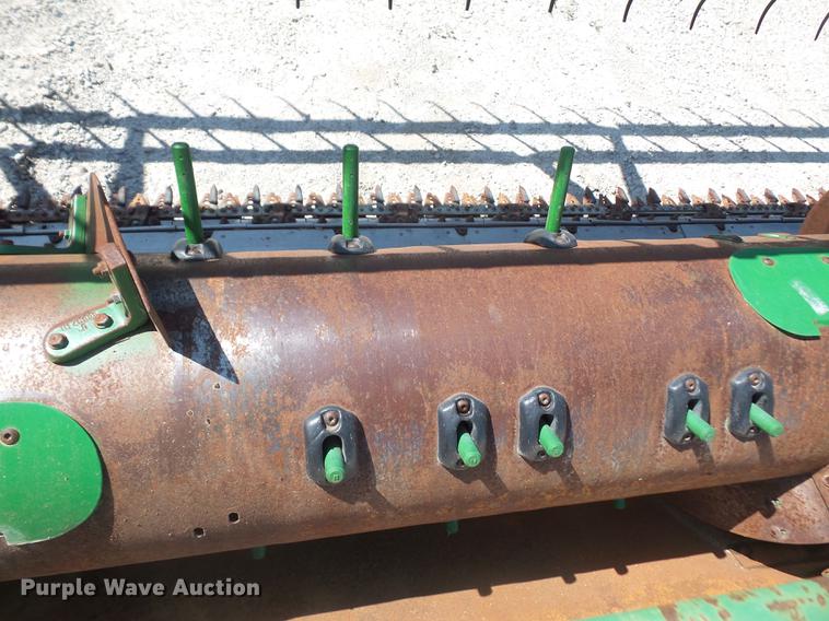 image for item DB6045 2006 John Deere 630F Hydraflex head