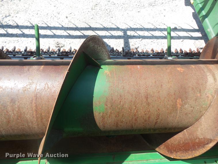 image for item DB6045 2006 John Deere 630F Hydraflex head