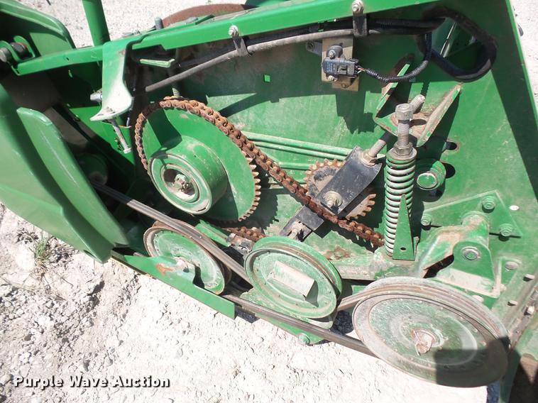 image for item DB6045 2006 John Deere 630F Hydraflex head