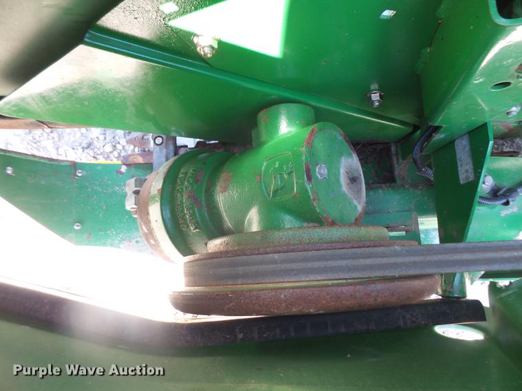 image for item DB6045 2006 John Deere 630F Hydraflex head