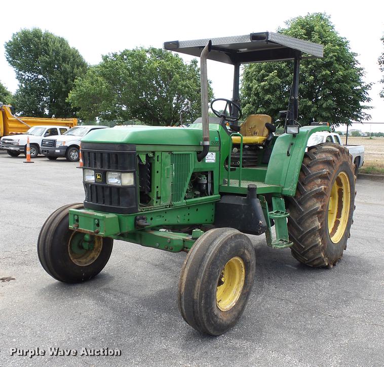 image for item DB7126 2001 John Deere 6410 tractor