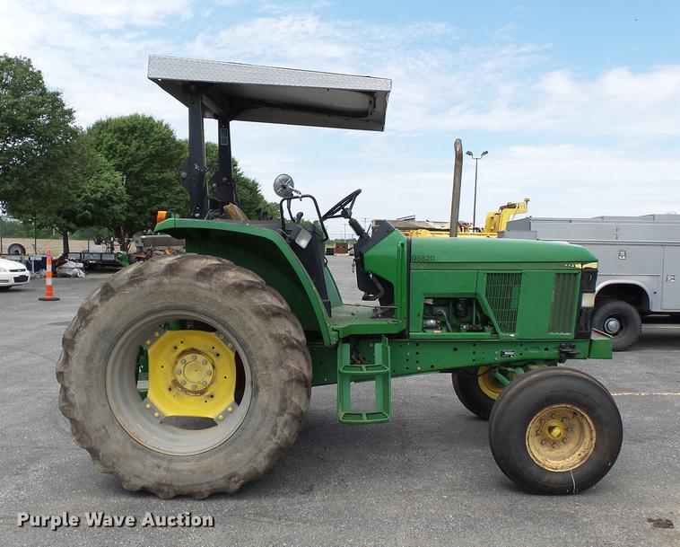 image for item DB7126 2001 John Deere 6410 tractor