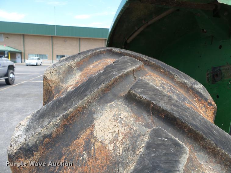 image for item DB7126 2001 John Deere 6410 tractor