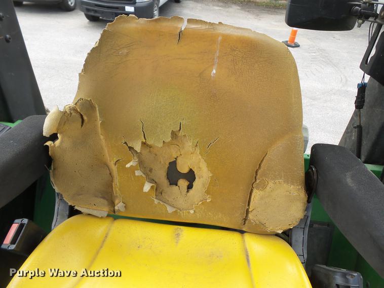 image for item DB7126 2001 John Deere 6410 tractor