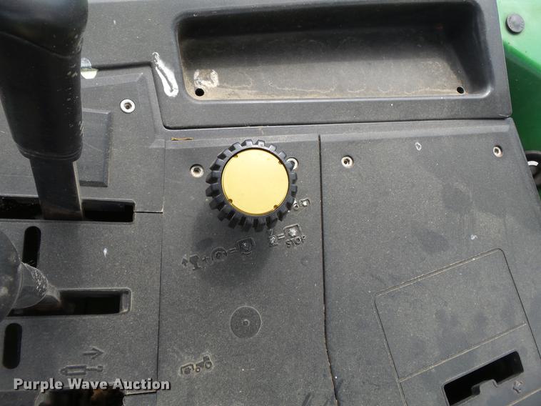 image for item DB7126 2001 John Deere 6410 tractor