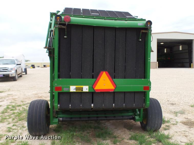 image for item DC4205 1993 John Deere 535 round baler