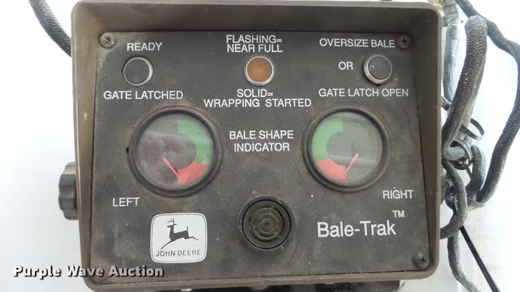 image for item DC4205 1993 John Deere 535 round baler