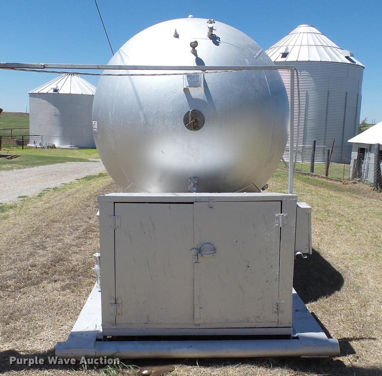 image for item DC4215 1965 Flink Steel Corporation anhydrous ammonia storage tank