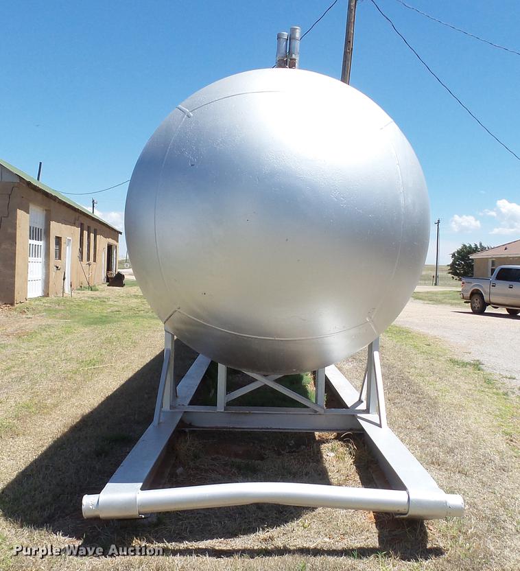 image for item DC4215 1965 Flink Steel Corporation anhydrous ammonia storage tank