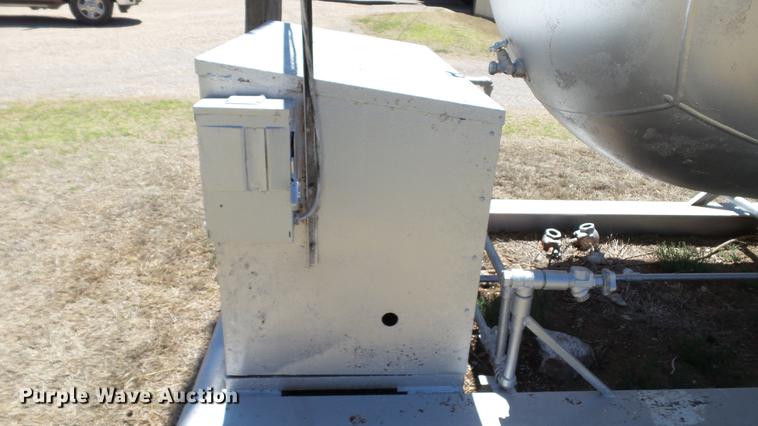 image for item DC4215 1965 Flink Steel Corporation anhydrous ammonia storage tank