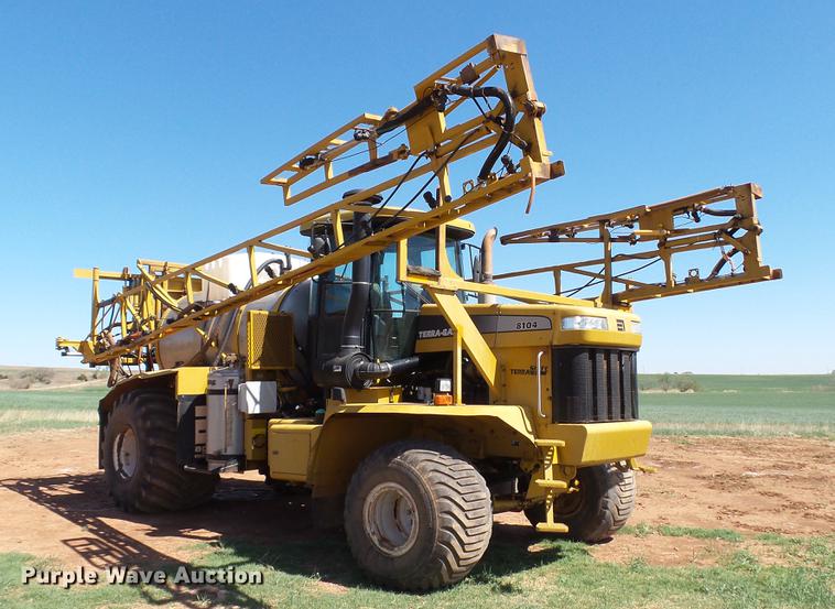 image for item DC4216 2005 Ag-Chem TerraGator 8104 sprayer