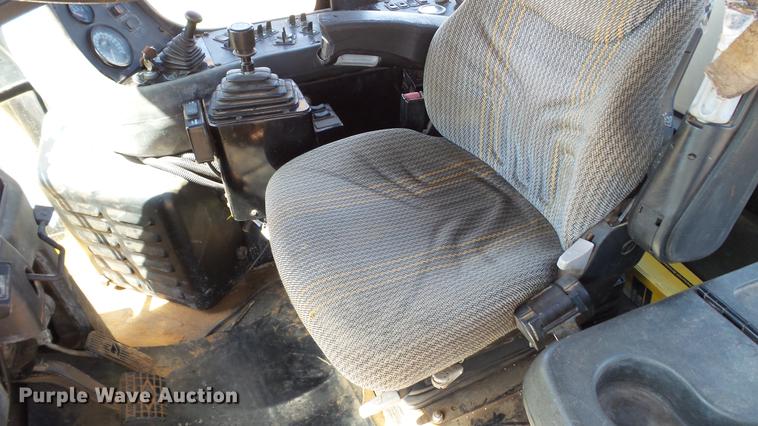 image for item DC4216 2005 Ag-Chem TerraGator 8104 sprayer