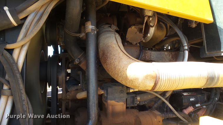 image for item DC4216 2005 Ag-Chem TerraGator 8104 sprayer