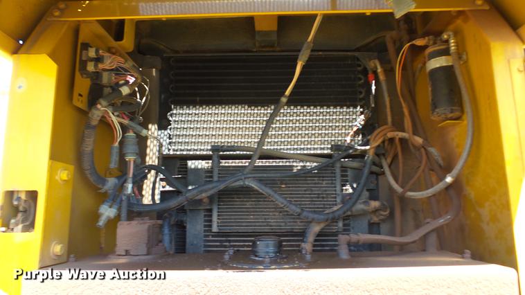 image for item DC4216 2005 Ag-Chem TerraGator 8104 sprayer