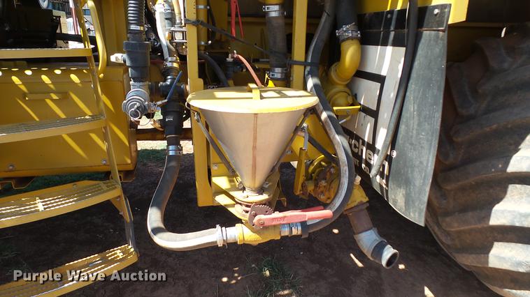 image for item DC4216 2005 Ag-Chem TerraGator 8104 sprayer