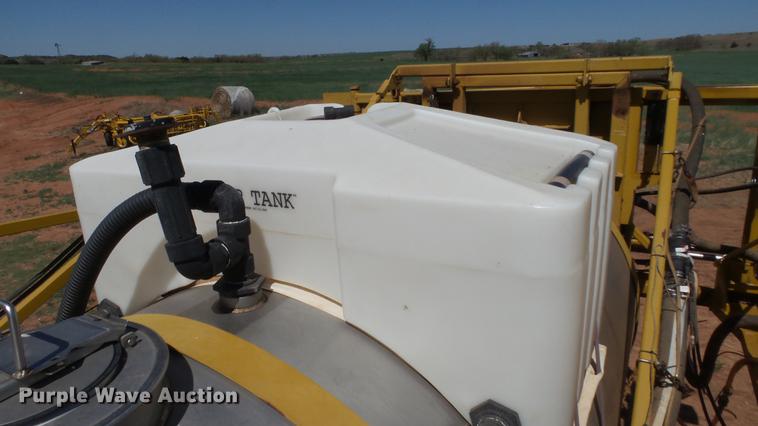 image for item DC4216 2005 Ag-Chem TerraGator 8104 sprayer