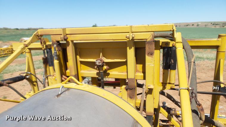 image for item DC4216 2005 Ag-Chem TerraGator 8104 sprayer