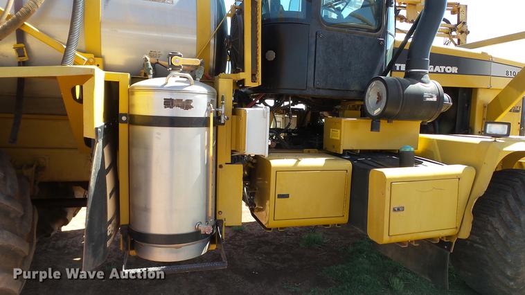 image for item DC4216 2005 Ag-Chem TerraGator 8104 sprayer