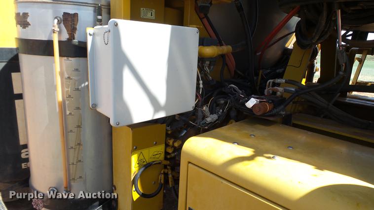 image for item DC4216 2005 Ag-Chem TerraGator 8104 sprayer