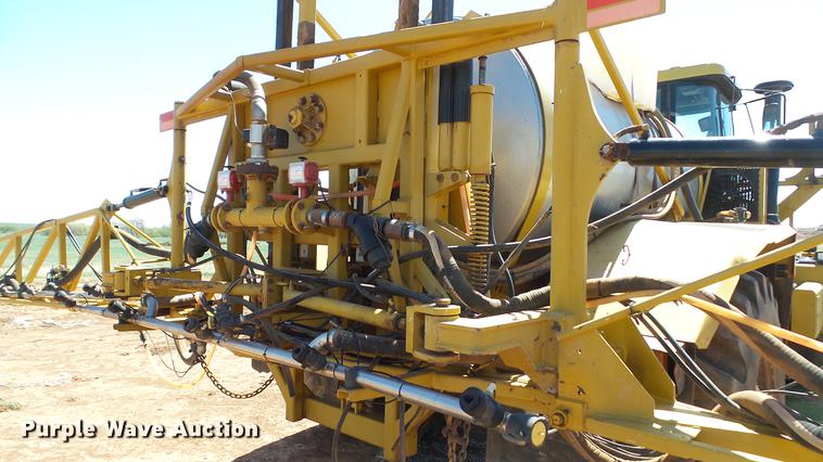 image for item DC4216 2005 Ag-Chem TerraGator 8104 sprayer