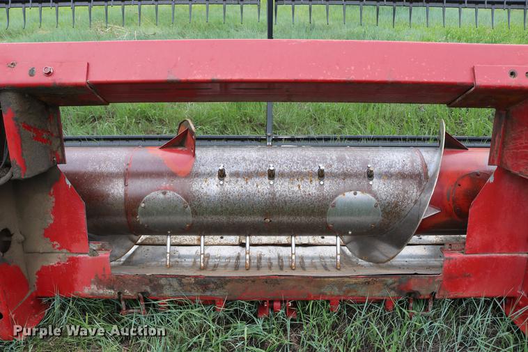 image for item DC7549 1997 Case IH 1020 flex head