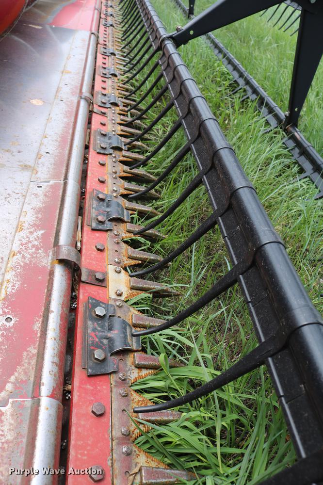 image for item DC7549 1997 Case IH 1020 flex head