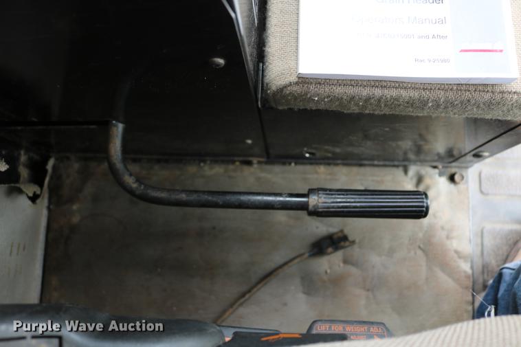 image for item DC7550 1987 Case IH 1660 combine