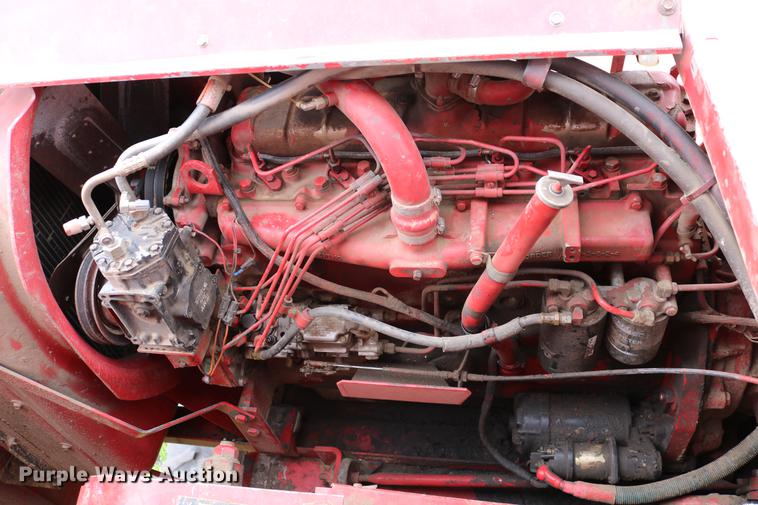 image for item DC7550 1987 Case IH 1660 combine