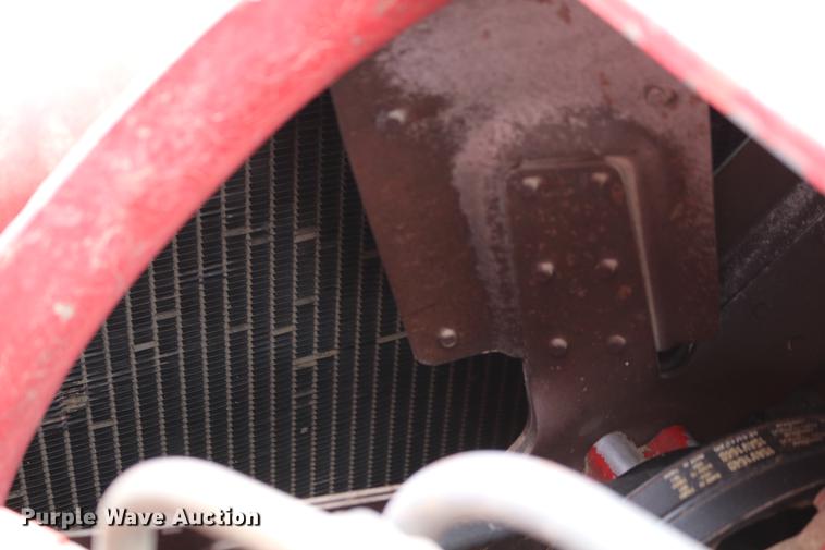 image for item DC7550 1987 Case IH 1660 combine