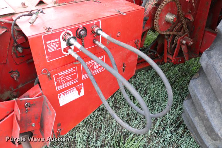 image for item DC7550 1987 Case IH 1660 combine