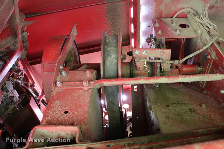 image for item DC7550 1987 Case IH 1660 combine