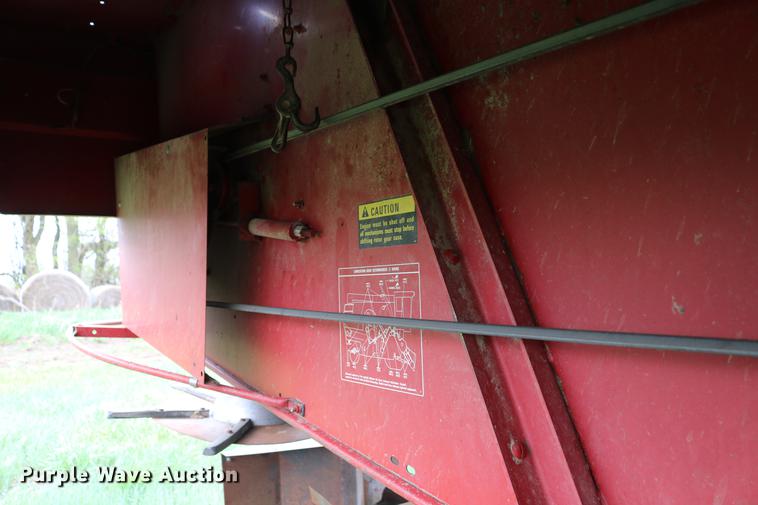 image for item DC7550 1987 Case IH 1660 combine