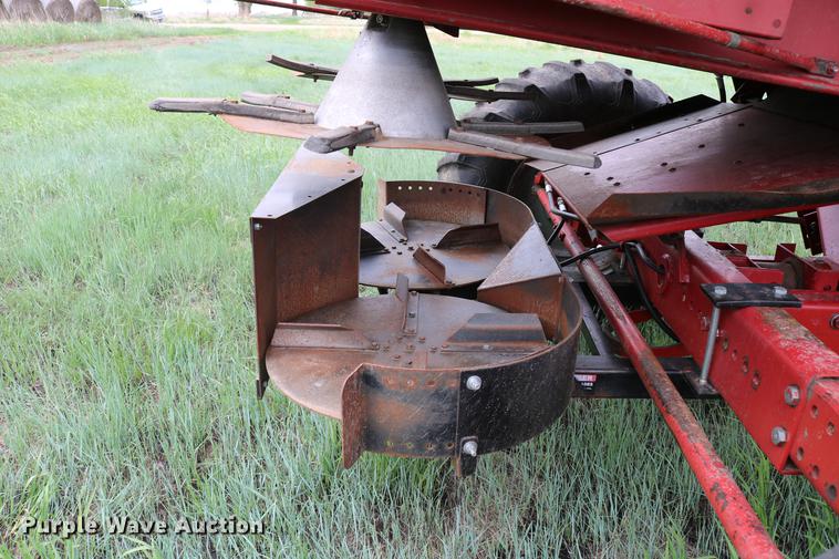 image for item DC7550 1987 Case IH 1660 combine