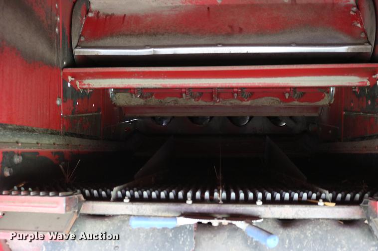 image for item DC7550 1987 Case IH 1660 combine