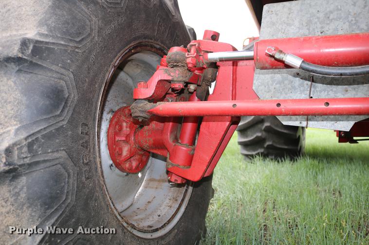 image for item DC7550 1987 Case IH 1660 combine
