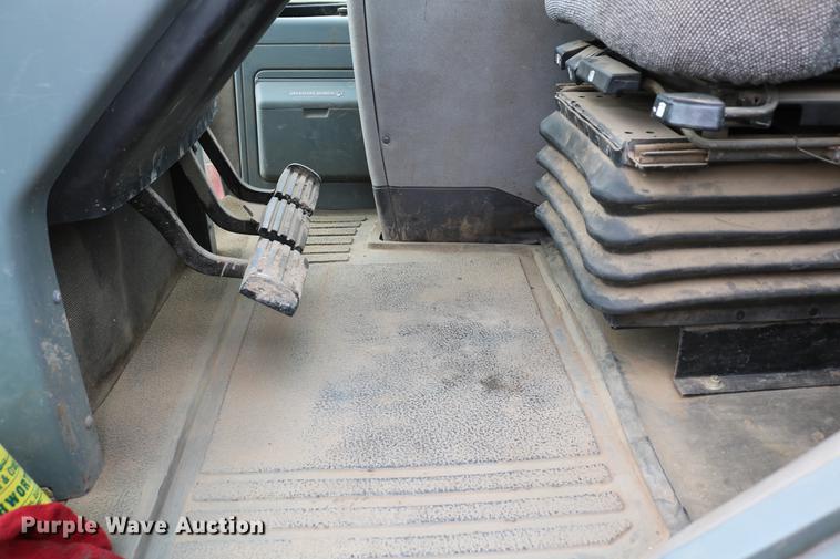 image for item DC7552 1997 Case IH 8930 MFWD tractor