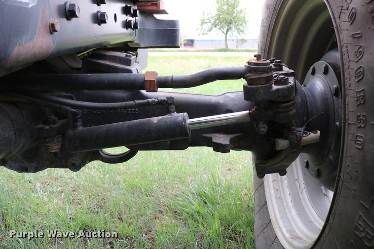 image for item DC7552 1997 Case IH 8930 MFWD tractor