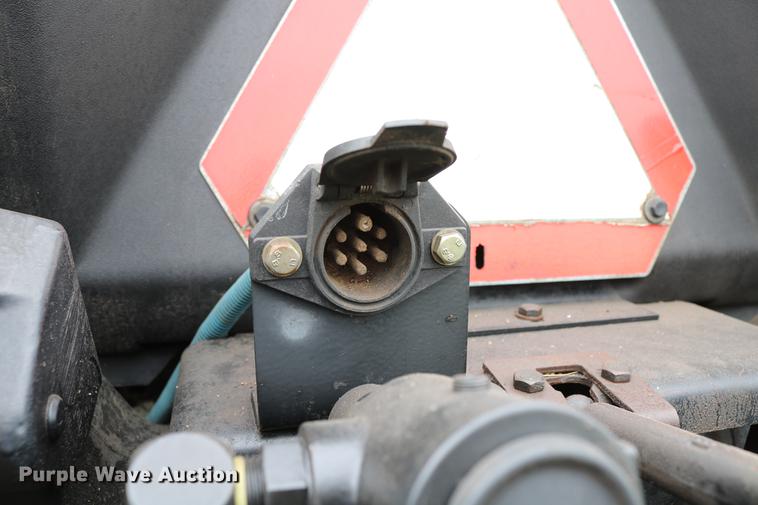 image for item DC7552 1997 Case IH 8930 MFWD tractor