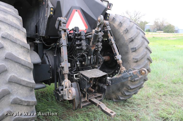 image for item DC7552 1997 Case IH 8930 MFWD tractor