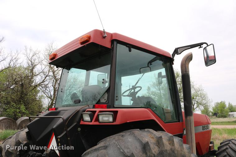 image for item DC7552 1997 Case IH 8930 MFWD tractor