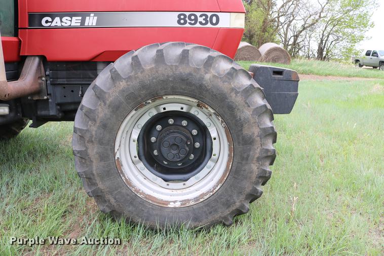 image for item DC7552 1997 Case IH 8930 MFWD tractor