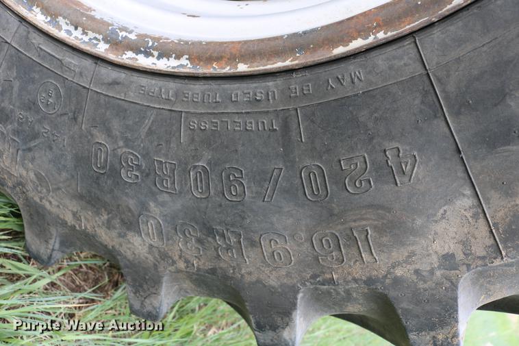 image for item DC7552 1997 Case IH 8930 MFWD tractor