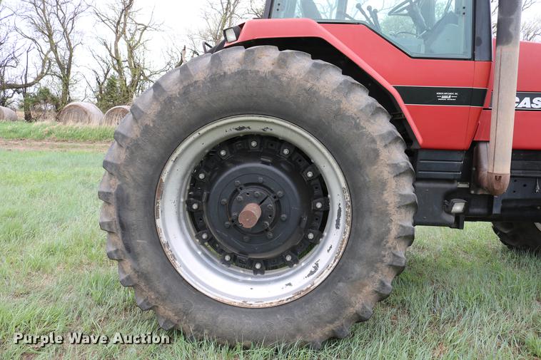 image for item DC7552 1997 Case IH 8930 MFWD tractor