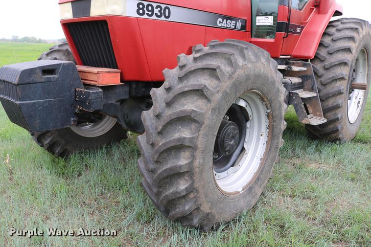 image for item DC7552 1997 Case IH 8930 MFWD tractor