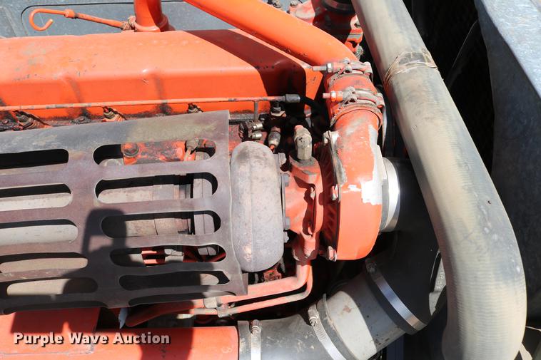 image for item DC7562 1977 Gleaner L2 combine