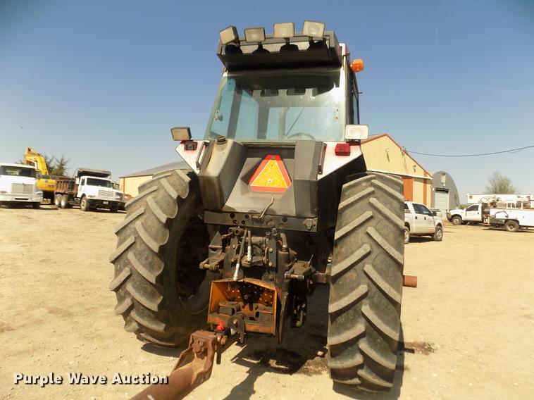 image for item DD2762 1987 Case IH 3594 MFWD tractor