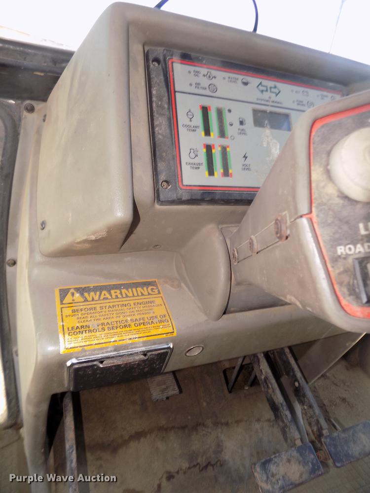 image for item DD2762 1987 Case IH 3594 MFWD tractor