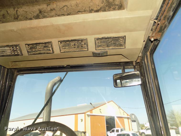 image for item DD2762 1987 Case IH 3594 MFWD tractor