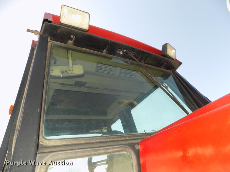 image for item DD2762 1987 Case IH 3594 MFWD tractor